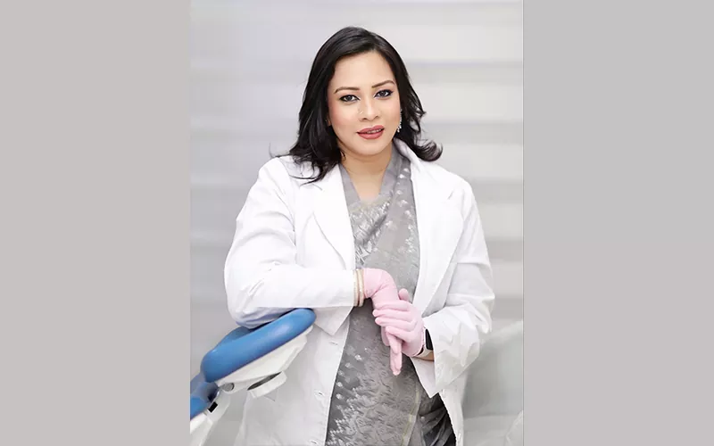 Dr. Laila THE FAME